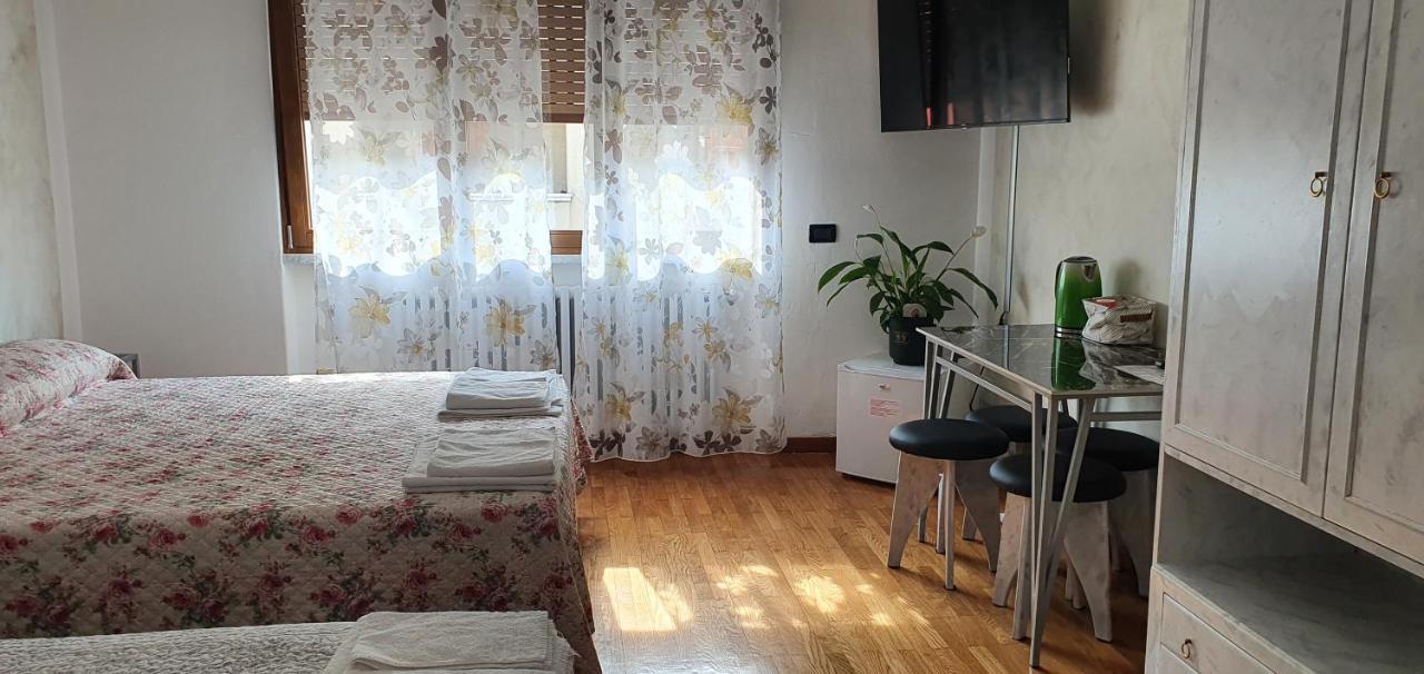 Le Rustiche Foresteria Dello Esterno foto